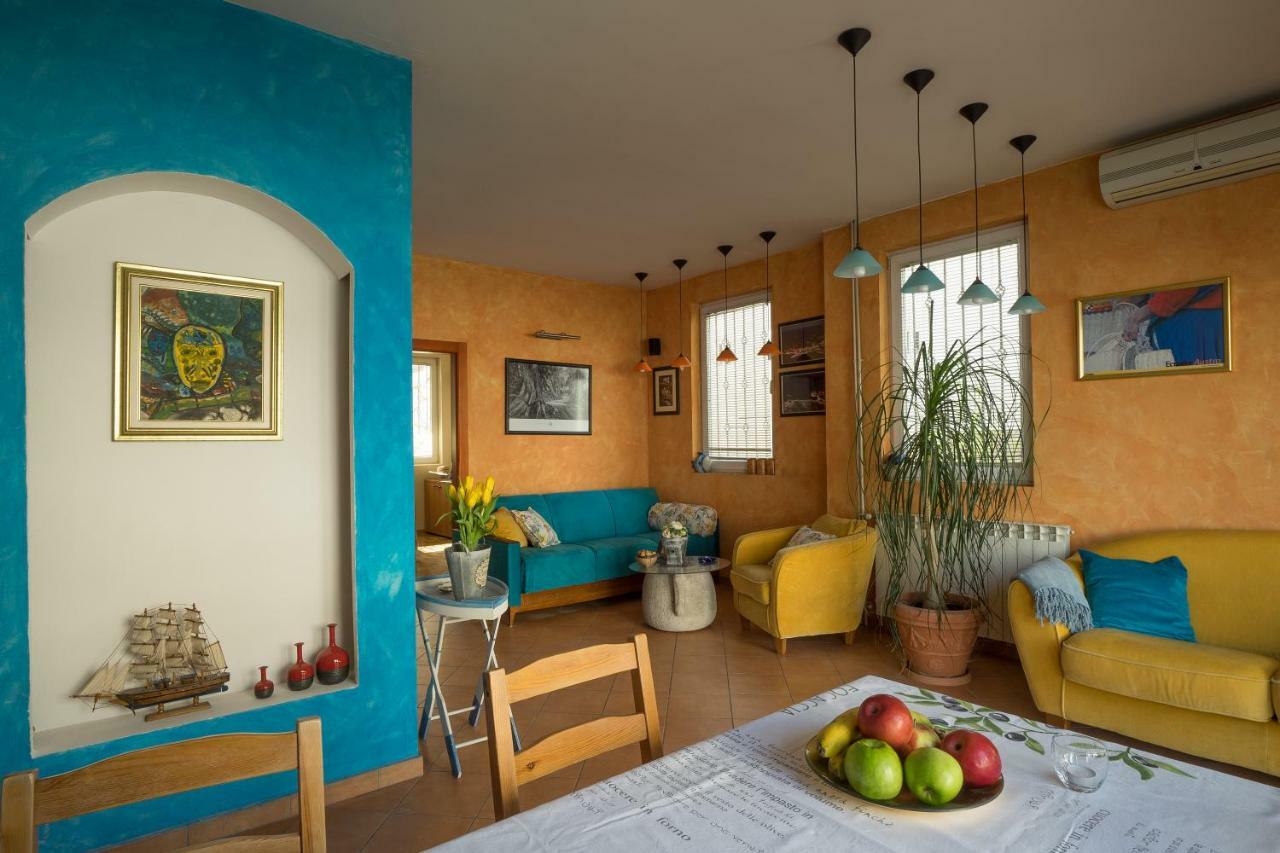Astakos Apartments บุดวา ภายนอก รูปภาพ